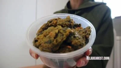 Watch VEGGIE DELIGHT HD 720p / 29.4 MB Online