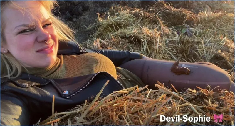 Download Devil Sophie's Pissed on the Manure Hill, Germany ShitWorld.net