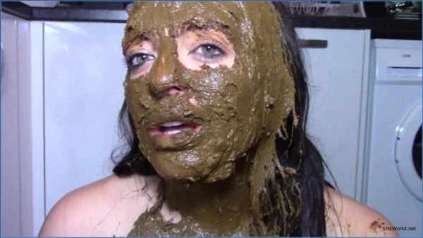 Watch Extreme Face Smear and Cum (evamarie88) FullHD 1080p / 1.61 GB Online