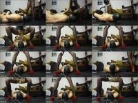 Pooping & peeing on my slave - (Peeing-and-shitting-on-my-toilet-slave) (Mistress Antonella) FullHD 1080p / 110.24 MB