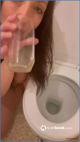 Humiliated Toilet Slut (EmMarie) HD 720p / 140.71 MB