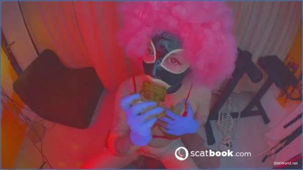 THAT Strawberries Drove Me Crazy! (Sweet Betty Parlour) FullHD 1080p / 144.4 MB shitworld